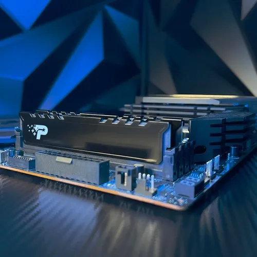 Patriot Signature Premium 16GB (1x16GB) DDR5 5200MHz CL42 Desktop RAM overview 2