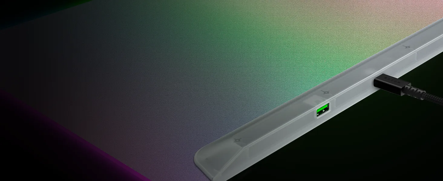 Razer Firefly V2 Pro Fully Illuminated RGB Gaming Mouse Mat (Phantom White Edition) overview 5