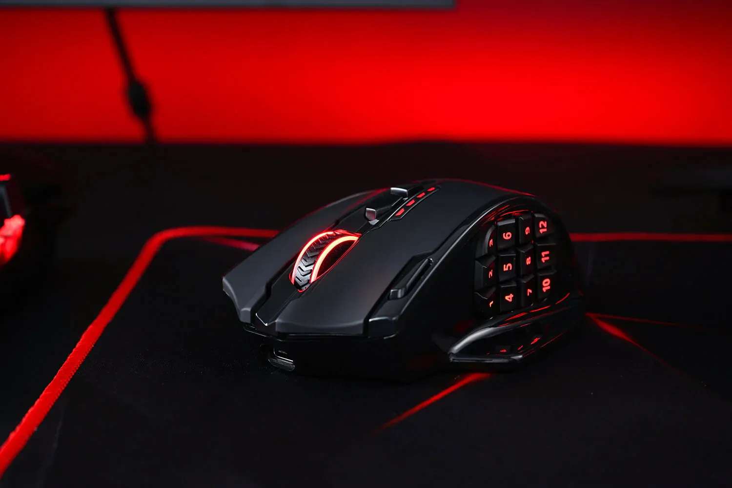 Redragon M913 Impact Elite Wired and Wireless Gaming Mouse (Black) overview 5