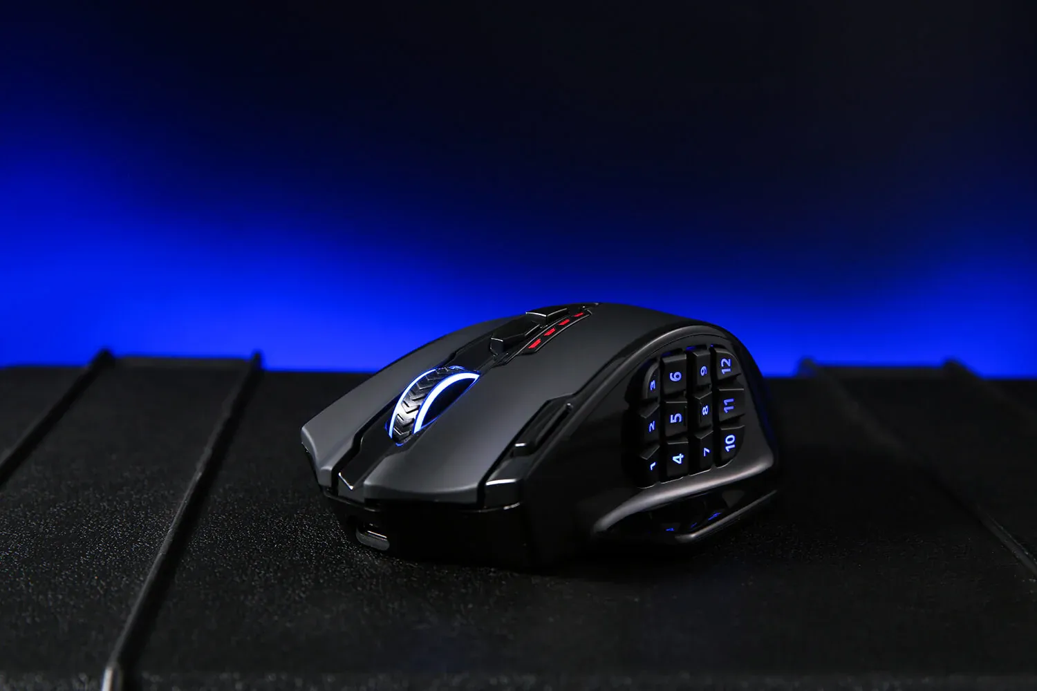 Redragon M913 Impact Elite Wired and Wireless Gaming Mouse (Black) overview 9