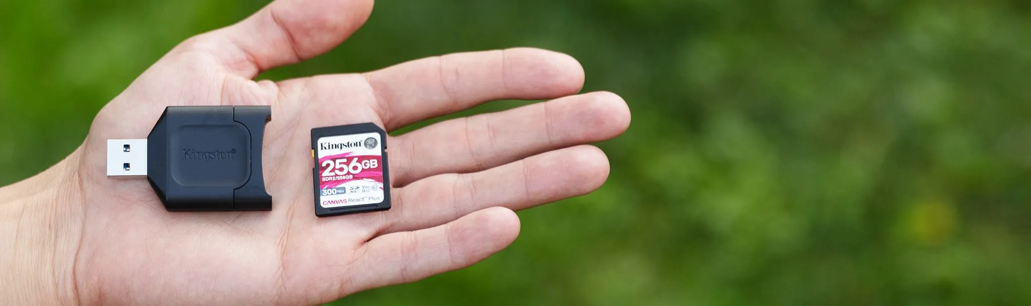 Kingston Mobile Lite Plus USB 3.2 SDHC/SDXC UHS-II Card Reader (MLP) overview 2