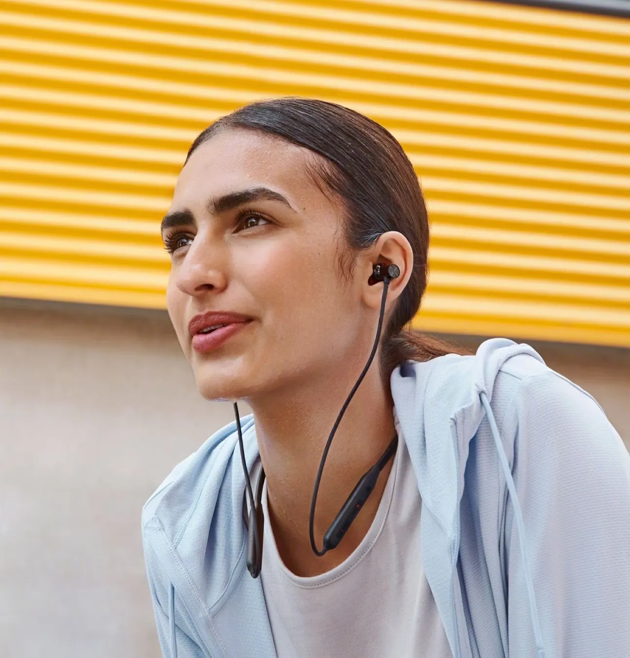 OnePlus Bullets Wireless Z2 ANC Bluetooth in Ear Earphones with Mic 45dB Hybrid (Black) overview 10
