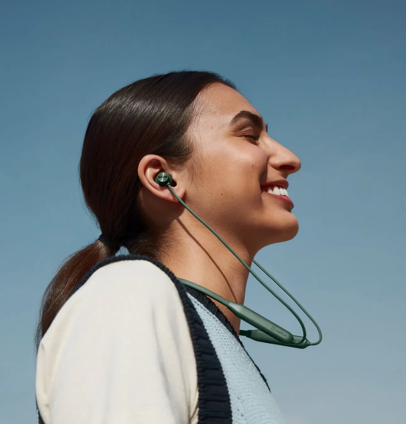 OnePlus Bullets Wireless Z2 ANC Bluetooth in Ear Earphones with Mic 45dB Hybrid (Grand Green) overview 11