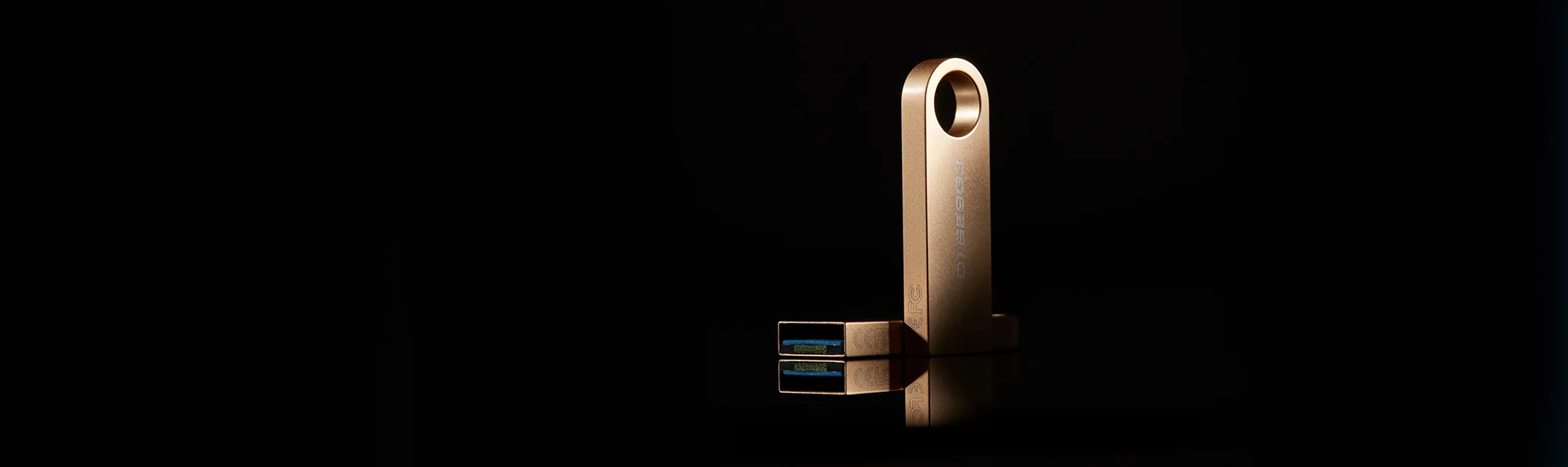Kingston DataTraveler SE9 G3 256GB USB Flash Drive | USB 3.2 Gen 1 Speed | Up to 220MB/s | Premium Metal Casing | DTSE9G3/256GB overview 1