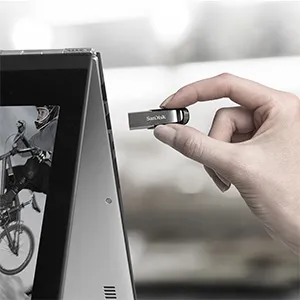 SanDisk Ultra Flair 32GB USB 3.0 Pen Drive (Silver) overview 3