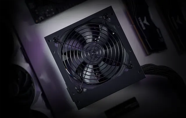Cooler Master MWE 550 V3 ATX 3.1 230V 80 Plus Bronze SMPS overview 5