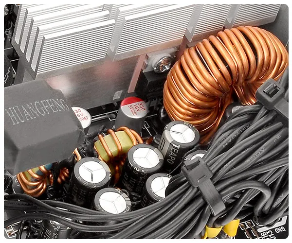 Thermaltake Smart BX1 650W 80 Plus Bronze SMPS overview 5