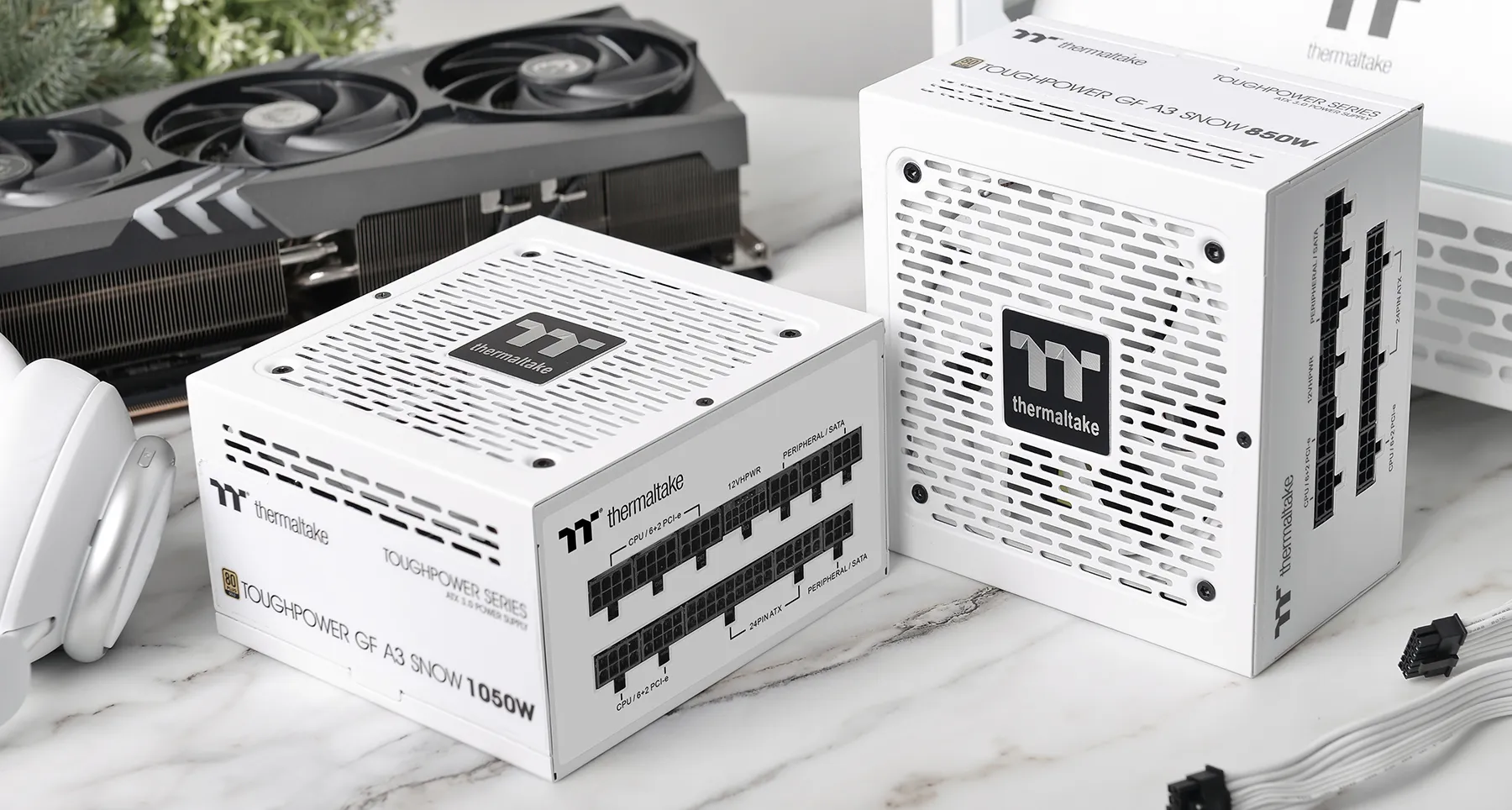 Thermaltake Toughpower GF A3 Snow White 1050W ATX 3.1 Fully Modular Smps overview 1