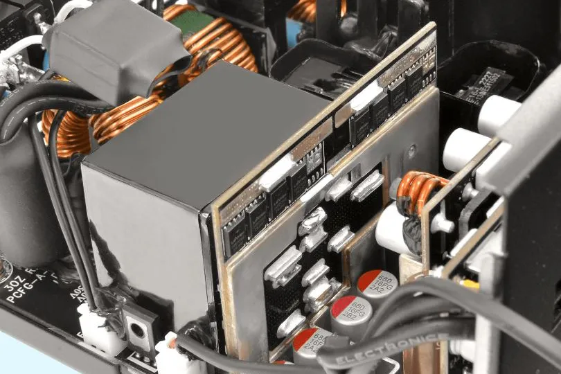 Thermaltake Toughpower PF3 ATX 3.0 850W 80 Plus Platinum Full Modular Power Supply overview 9