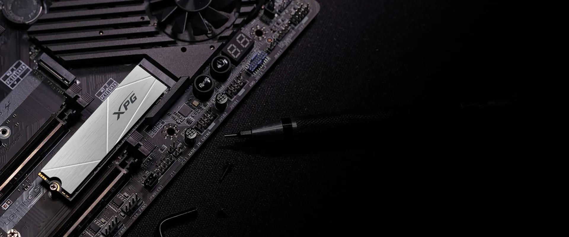 Adata XPG Gammix S60 1TB M.2 NVMe Gen4 Internal SSD overview 5
