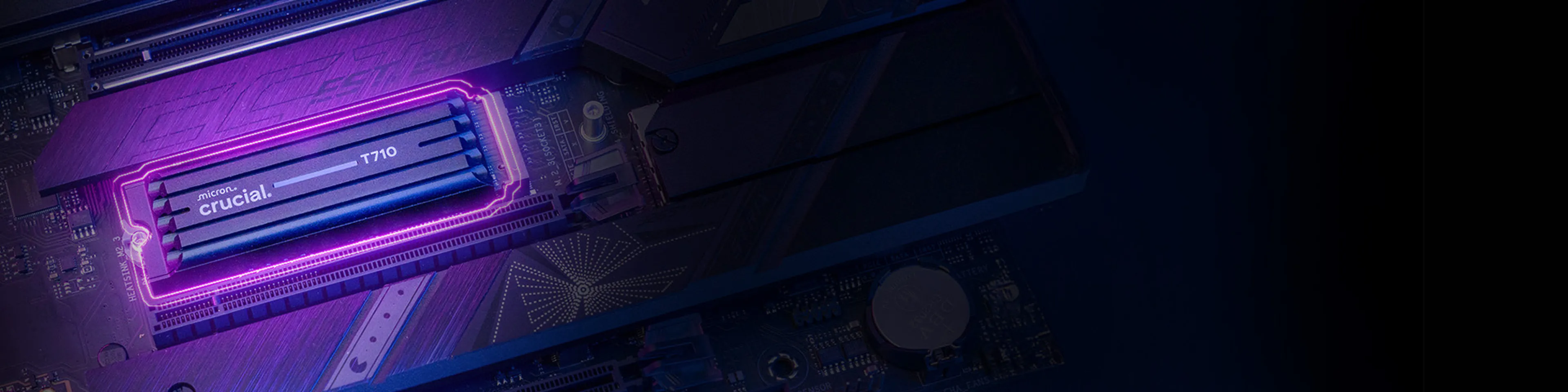 Crucial T710 1TB PCIe Gen5 NVMe 2280 M.2 SSD with heatsink overview 1