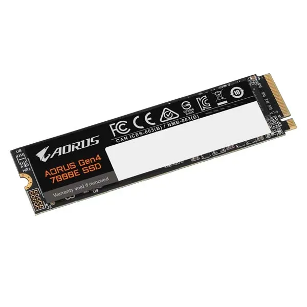 Gigabyte AORUS 7000E Gen4 2TB SSD overview 1
