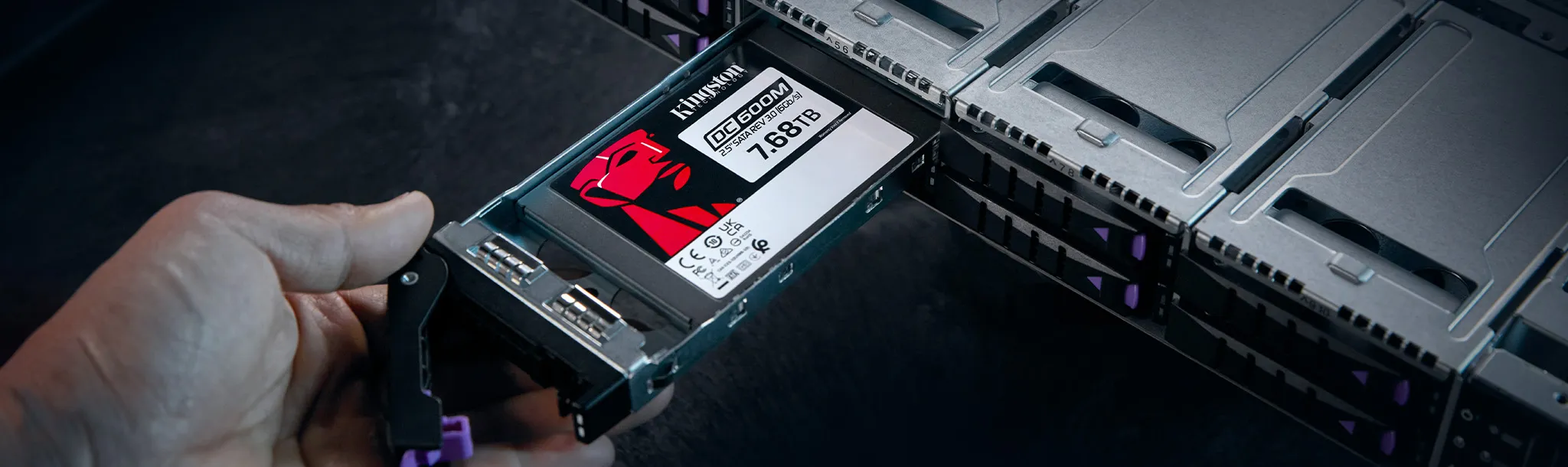 KINGSTON SEDC600M/960G DC600M 960GB SSD overview 4