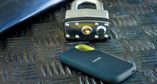 SanDisk E61 2TB Extreme Portable SSD 1050MB/s - ( Monterey ) overview 4