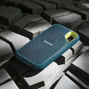 SanDisk E61 4TB Extreme Portable SSD 1050MB/s - ( Monterey ) overview 1