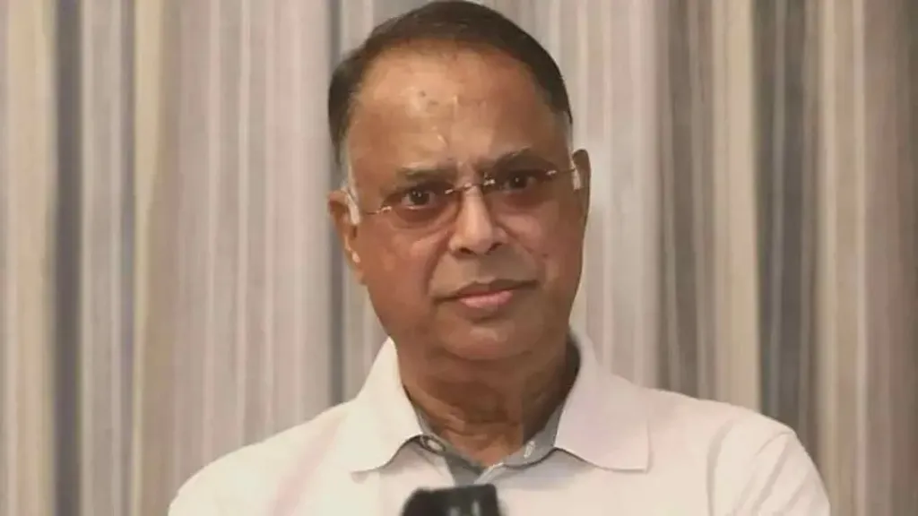 জ্বালানি সরবরাহ স্বাভাবিক হচ্ছে : জ্বালানি মন্ত্রী