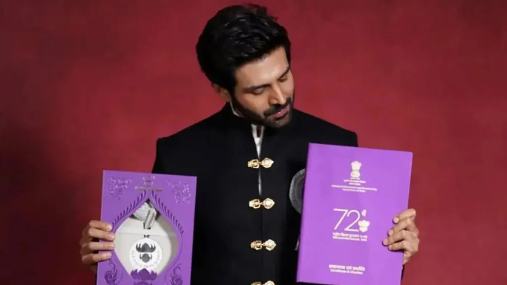 ‘কষ্টের যাত্রা’ শেষে মিষ্টি সাফল্য কার্তিক আরিয়ানের
