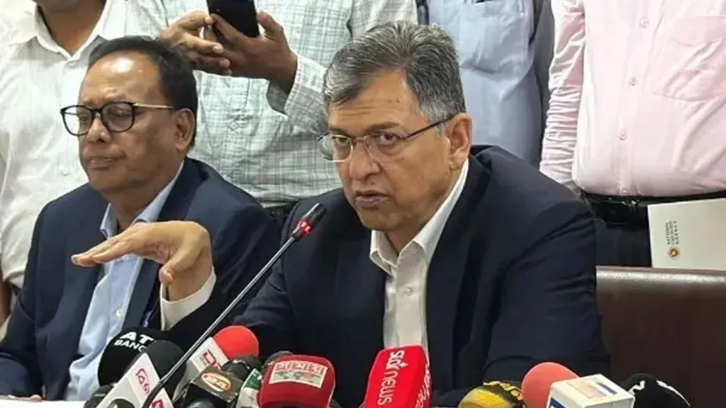 সাংবাদিকদের বিরুদ্ধে সাইবার আইনের অপপ্রয়োগ চাই না: স্বরাষ্ট্রমন্ত্রী