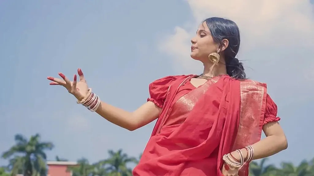 এলো পূজার গান ‘প্রিয় দুর্গা মা’