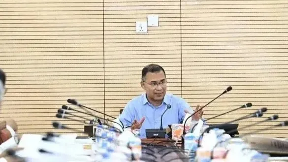 প্রধানমন্ত্রীর সভাপতিত্বে একনেক বৈঠক চলছে