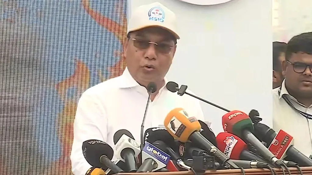 বিমানবন্দরের নিরাপত্তায় কোনো অবহেলা সহ্য করা হবে না: বিমানমন্ত্রী