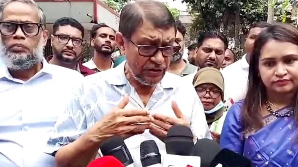 সরকারি হাসপাতালের সামনে ক্লিনিক রাখা যাবে না : স্বাস্থ্যমন্ত্রী