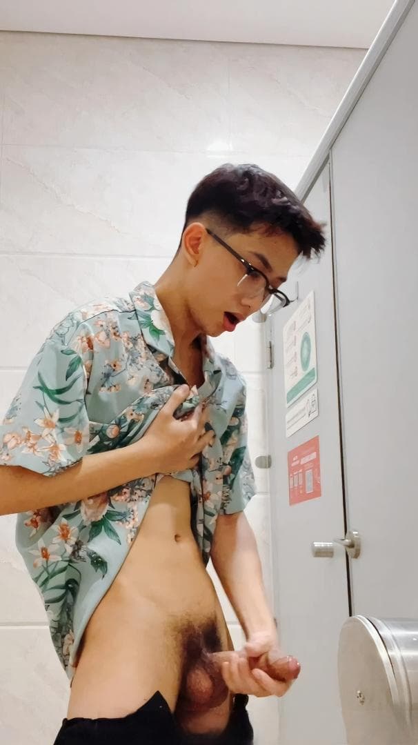 Việt Nam cu bự porn gay