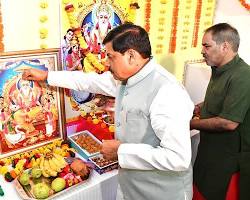 भोपाल में मुख्यमंत्री डॉ मोहन यादव ने विश्वकर्मा जयंती के अवसर पर विशेष पूजा अर्चना कर प्रदेशवासियों के लिए मंगल कामना की