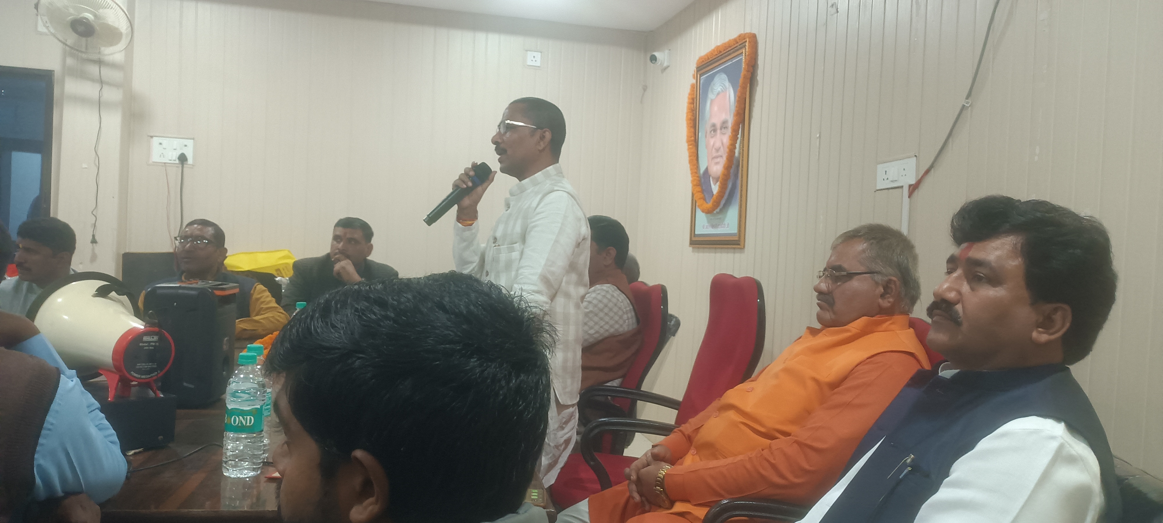 मनगवां में मोहन सरकार की दो साल की उपलब्धियों की समीक्षा, भविष्य की रणनीति पर गहन विचार विमर्श