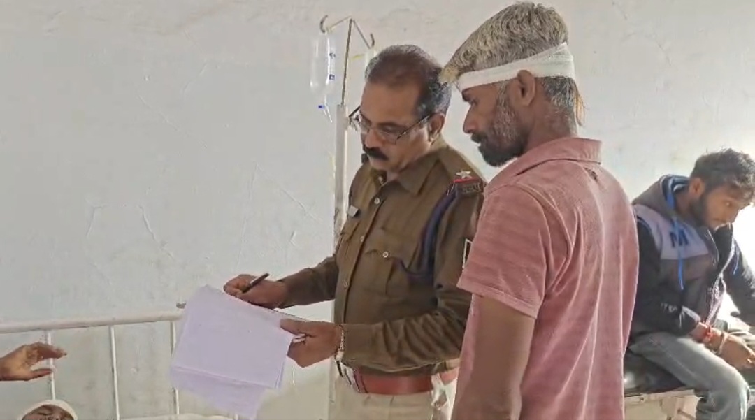 मुलताई जमीनी विवाद में दो पक्षों के बीच हुई मारपीट, जमकर लात घुसे