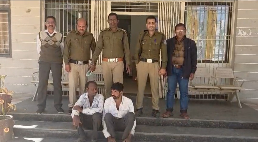  मुलताई पुलिस की गौवंश तस्करी पर सख्त कार्रवाई, पुलिस ने दो आरोपियों को किया गिरफ्तार
