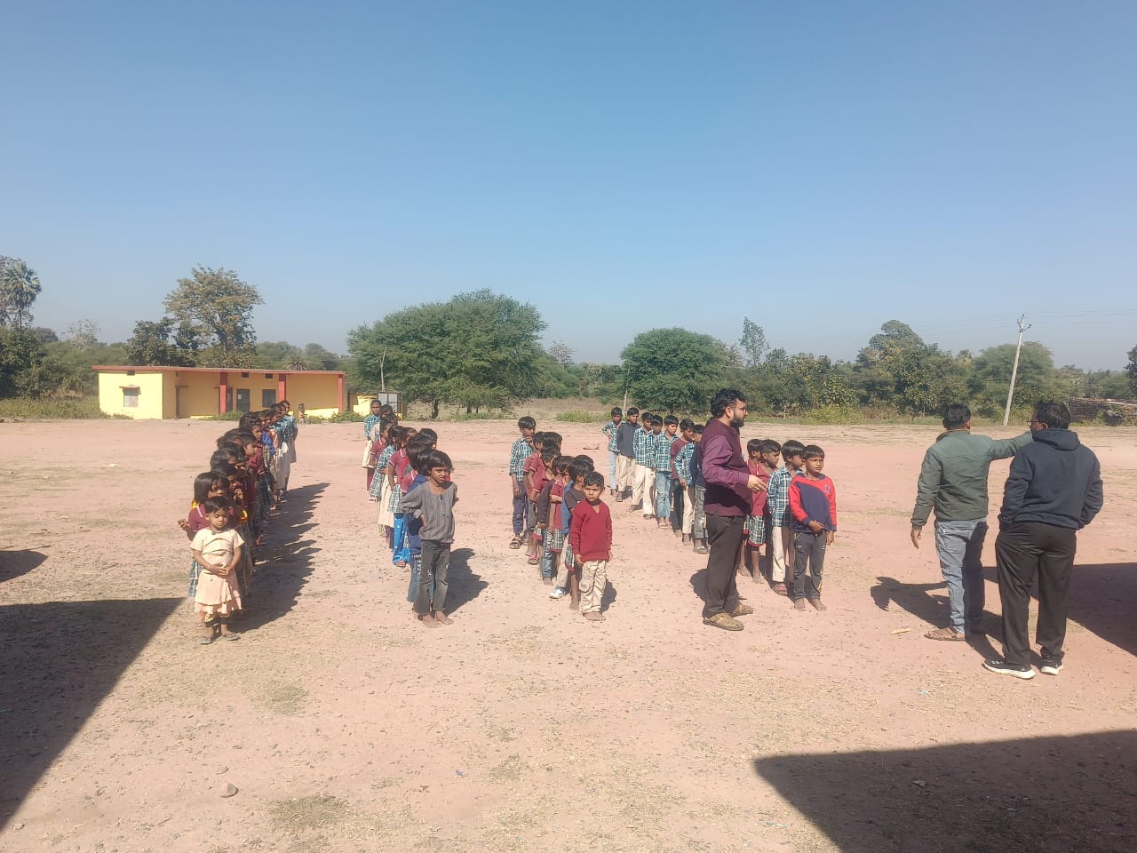 ईएमआरएस जोबट (खारी) एवं सी एम राईज हॉस्टल में एसडीएम का निरीक्षण, छात्रों एवं स्टाफ से की चर्चा