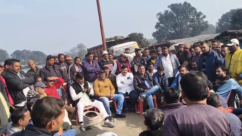 रामपुर भटूरा खुली खदान परियोजना में बढ़ता तनाव: ट्रांसपोर्टर्स और द्वियो होल्डर्स आमने-सामने