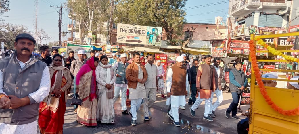 टीकमगढ़: वीर बाल दिवस पर केंद्रीय मंत्री डॉ. वीरेंद्र कुमार का विद्यार्थियों को संदेश