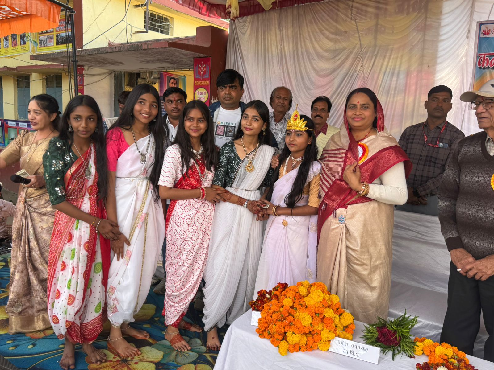 पी.एम. श्री शासकीय उच्चतर माध्यमिक विद्यालय, जोबट में वार्षिकोत्सव का भव्य समापन