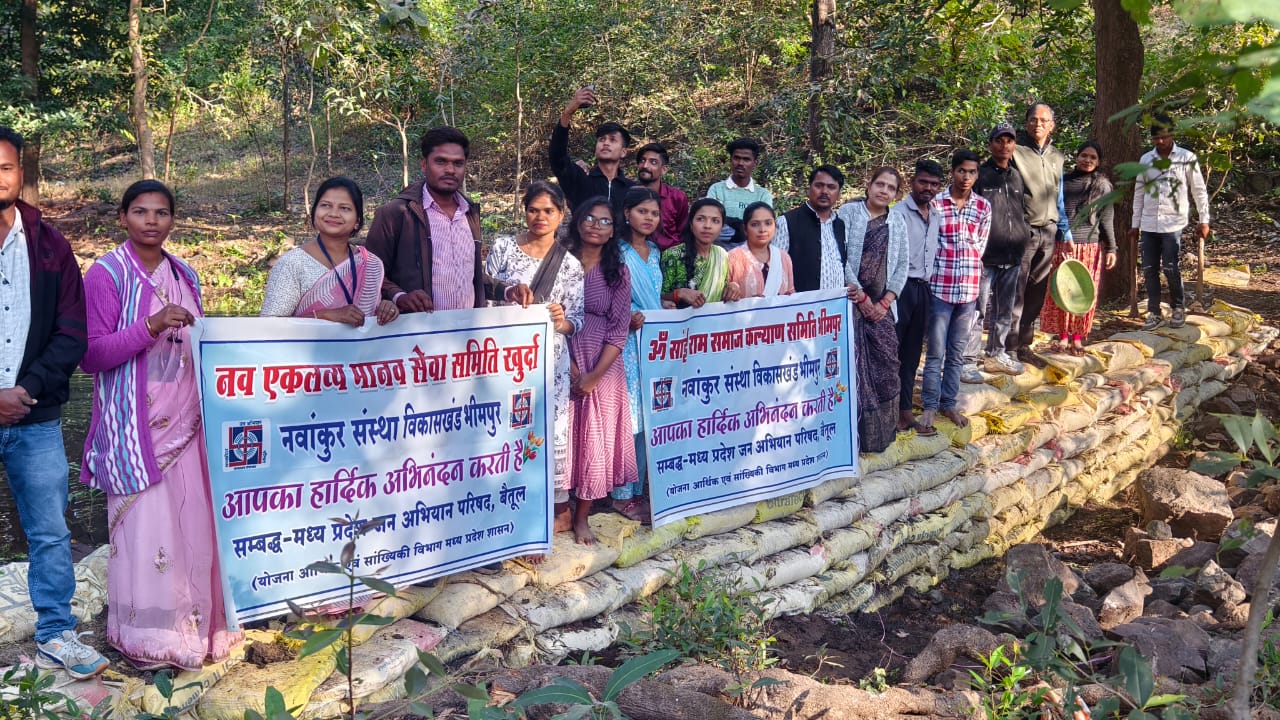 बैतूल: कुलदीप सिंह सेंगर की जमानत के विरोध में महिला कांग्रेस ने सौपा ज्ञापन, जमानत रद्द करने की मांग