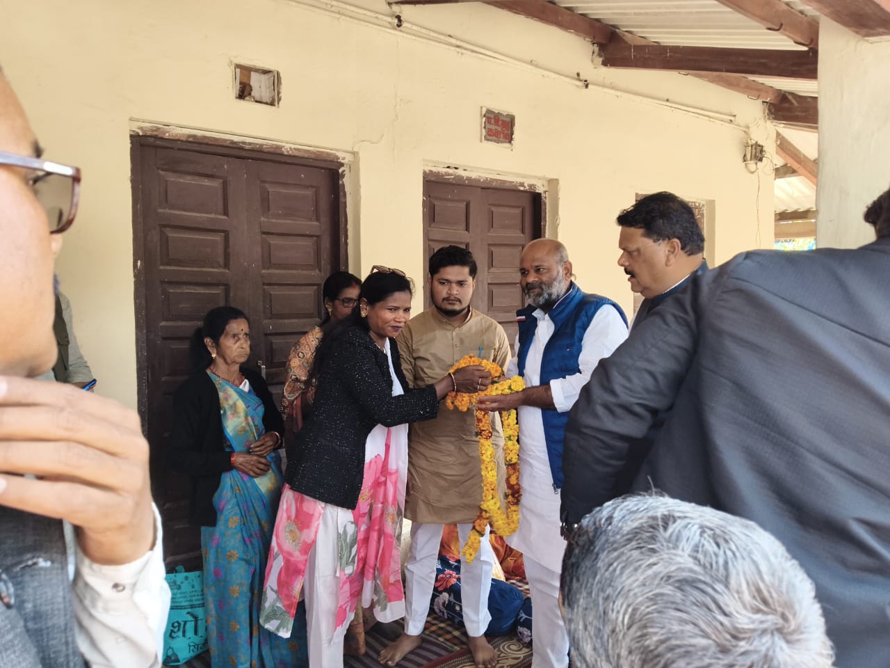 बरगी नगर में कांग्रेस का शंखनाद: कार्यकर्ताओं की एकजुटता से गूंजी 'नर्मदा नगरी'