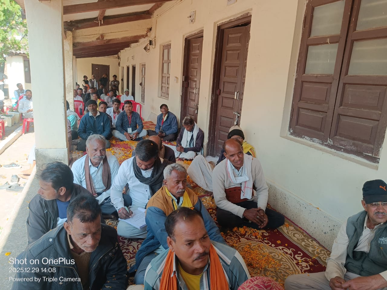 बरगी नगर में कांग्रेस का शंखनाद: कार्यकर्ताओं की एकजुटता से गूंजी 'नर्मदा नगरी'