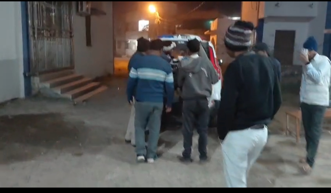 आमला में सड़क हादसा: दो मोटरसाइकिलों की टक्कर में तीन लोग घायल