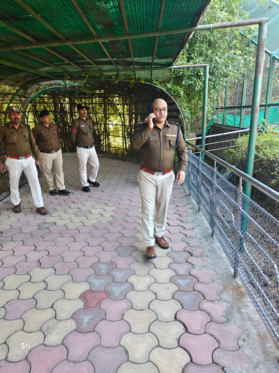 नववर्ष के मौके पर मैहर में पुलिस अधीक्षक ने टाइगर सफारी का निरीक्षण, सुरक्षा व्यवस्था का जायजा लिया