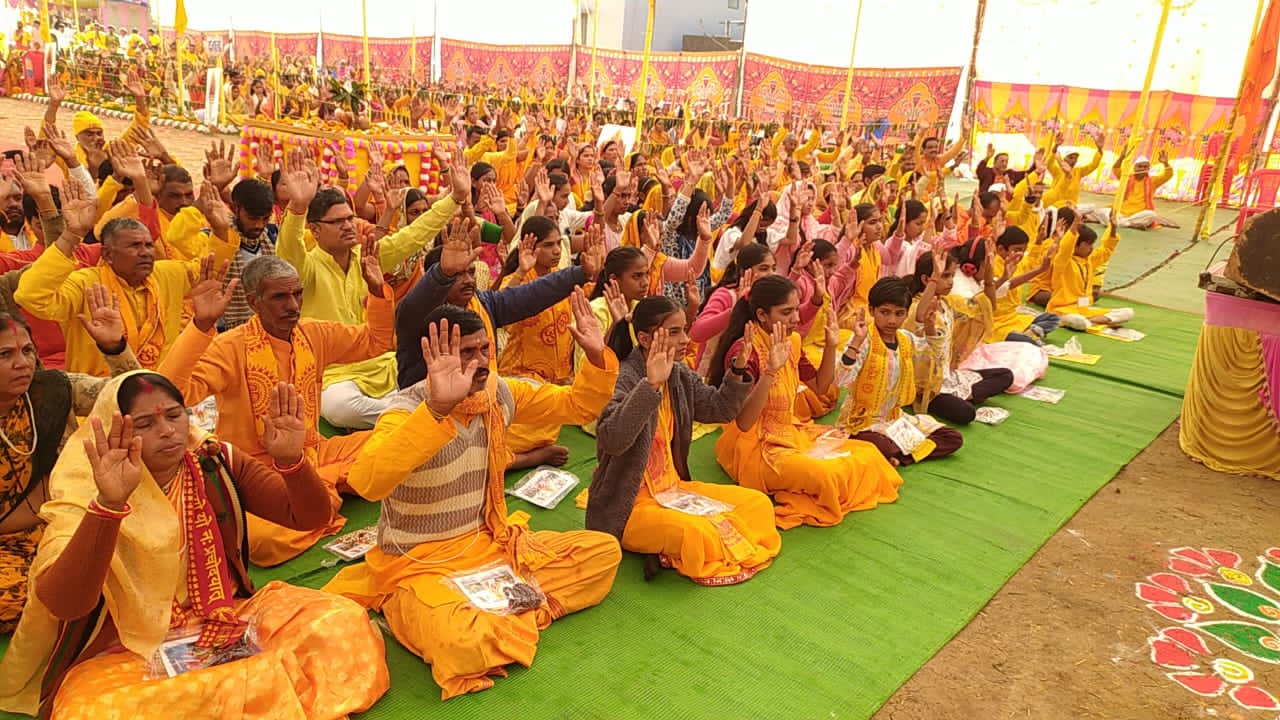 प्रभात पट्टन ब्लाक के ग्राम वायगाव में 24 कुंडीय गायत्री महायज्ञ का हुआ समापन