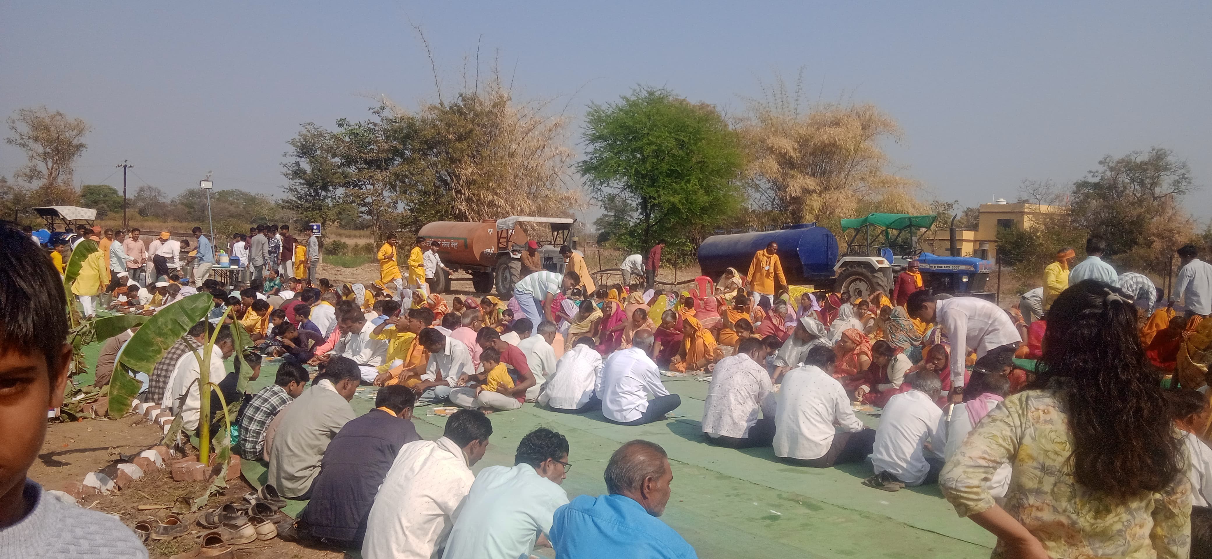 प्रभात पट्टन ब्लाक के ग्राम वायगाव में 24 कुंडीय गायत्री महायज्ञ का हुआ समापन