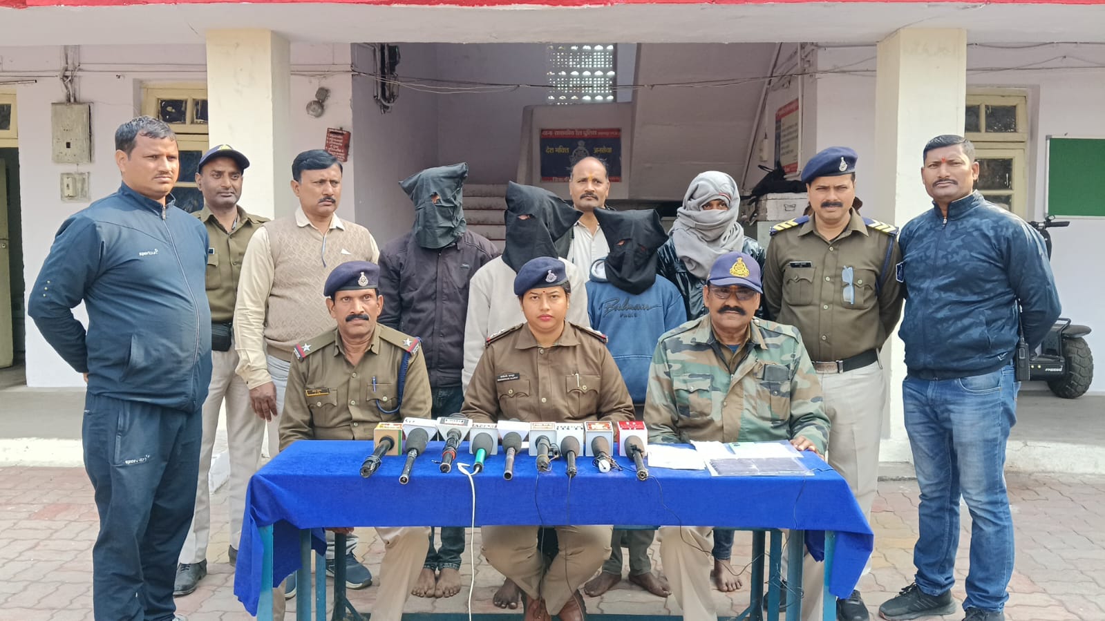 जबलपुर में ट्रेनों में चोरी करने वाले चार शातिर चोर गिरफ्तार