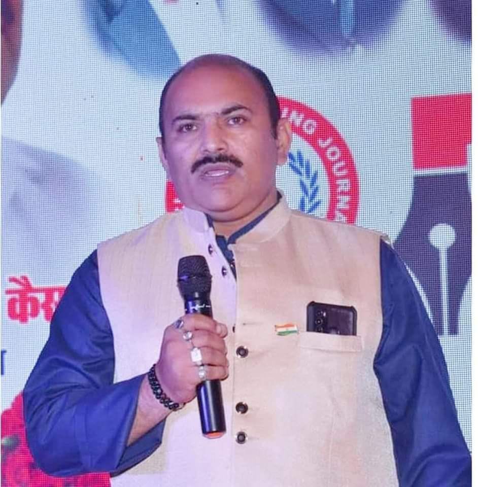 डॉ. सैयद खालिद कैस बने 'राइज़ बियॉन्ड लिमिट्स' एंथोलॉजी के इंटरनेशनल को-ऑथर