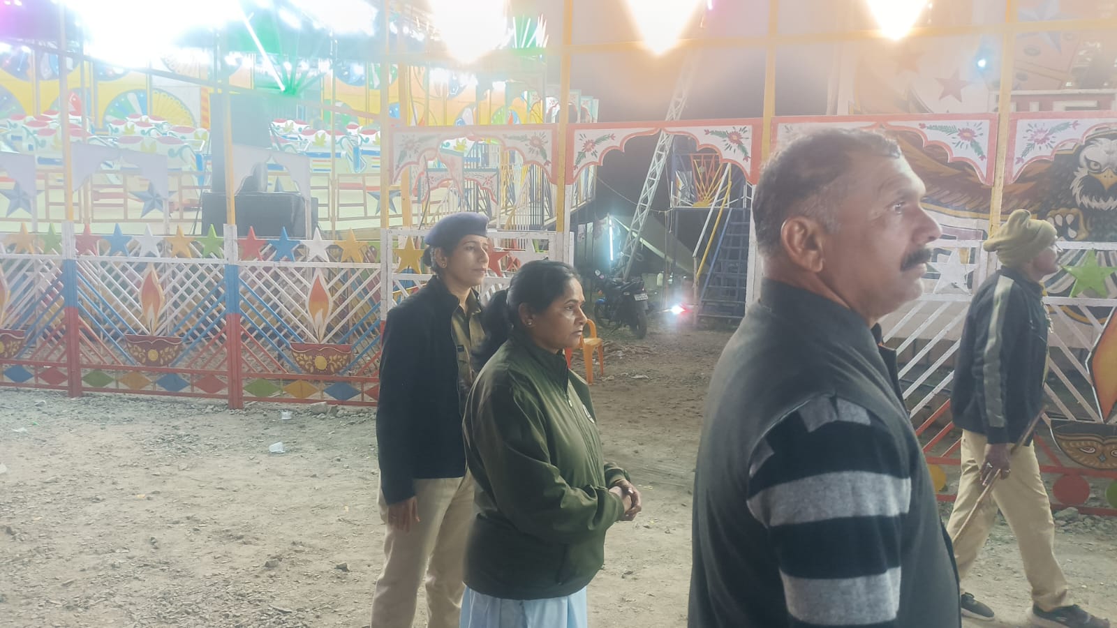 रायसेन: श्री रामलीला मेले में पुलिस की सख्त चौकसी, महिलाओं की सुरक्षा बनी प्राथमिकता