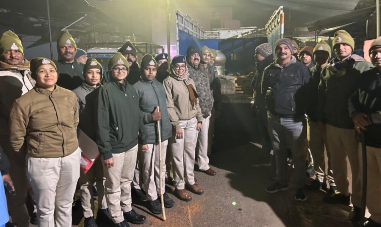 जबलपुर में अवैध शराब पर आबकारी विभाग और पुलिस की संयुक्त कार्रवाई