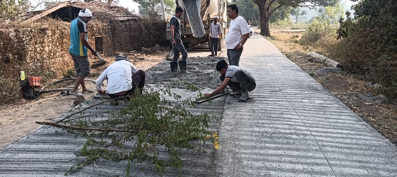 आमला में प्रधानमंत्री ग्राम सड़क योजना; अनियमितताओं के गंभीर आरोप