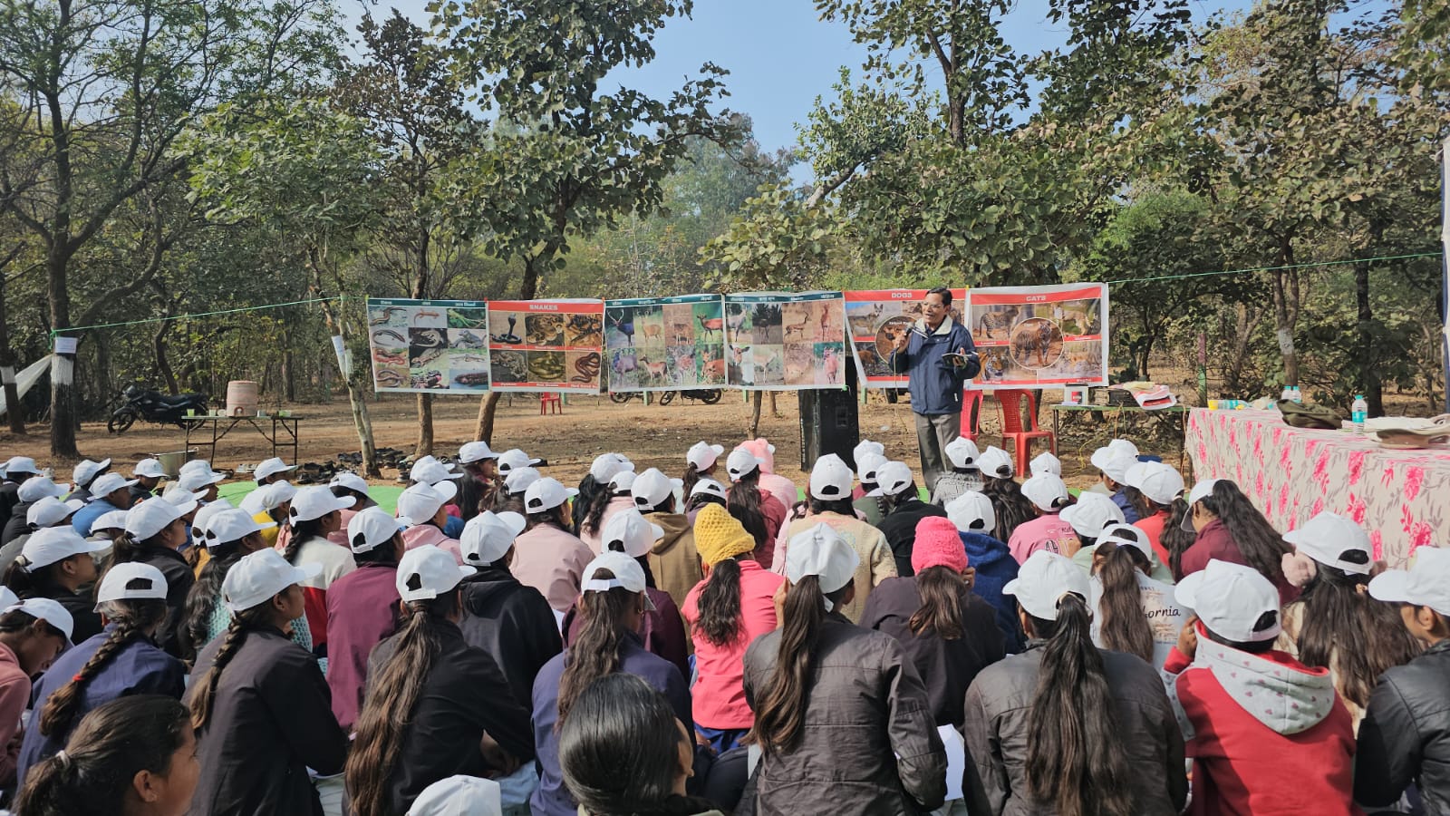 अनुभूति कार्यक्रम: शमशाबाद में बच्चों में जागी पर्यावरण संरक्षण की भावना