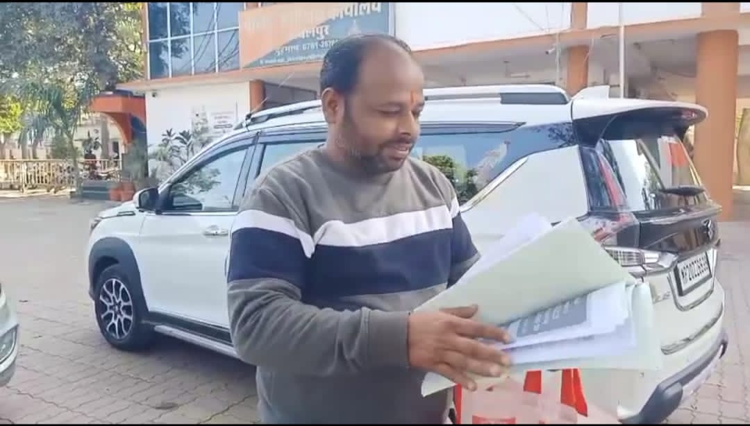 जबलपुर में साइबर ठगी का नया मामला: व्हाट्सएप लिंक के जरिए 50,000 रुपये की चोरी