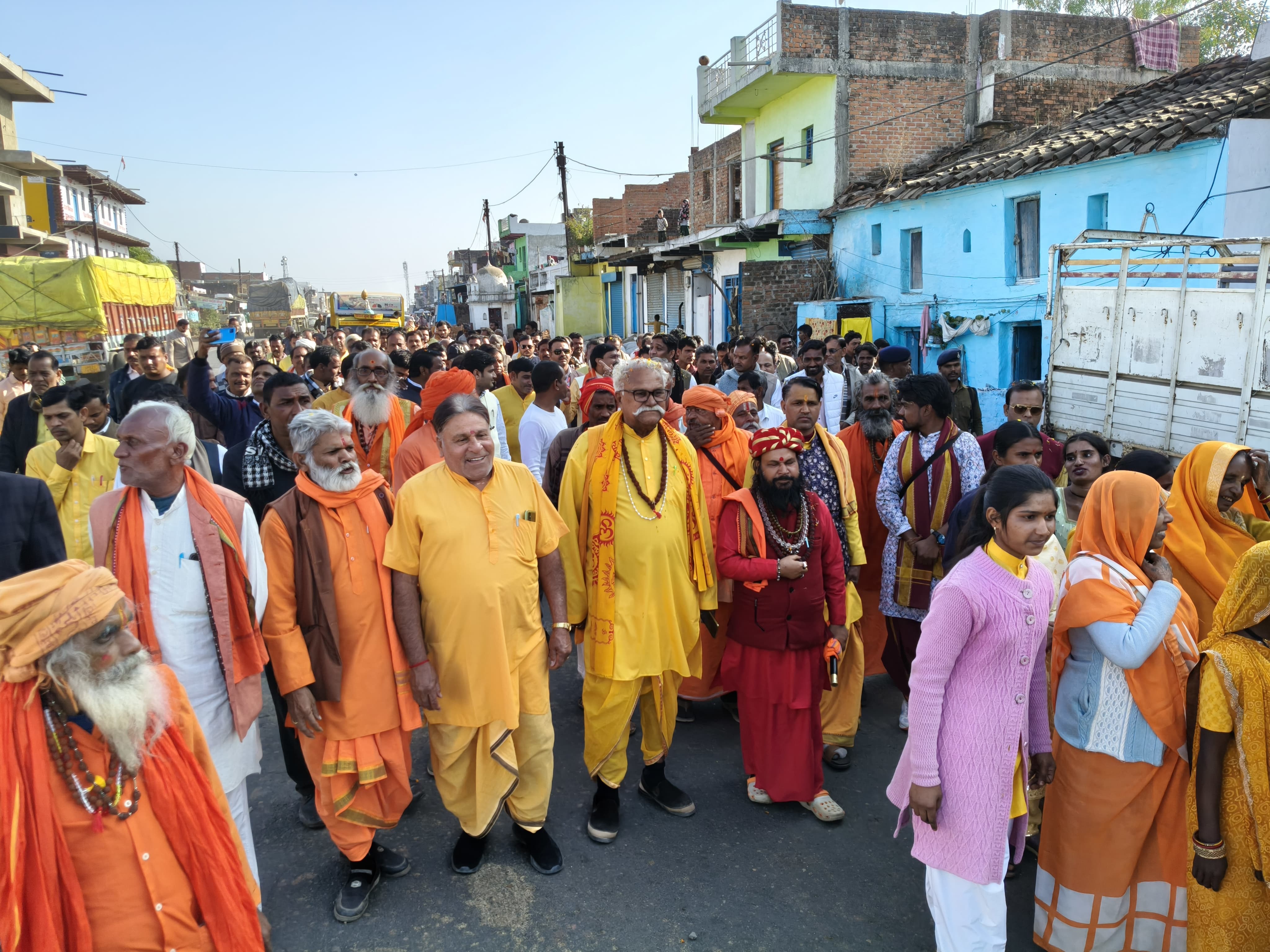 नोहटा में गायत्री महायज्ञ का भव्य आयोजन: नववर्ष और गणेश चतुर्थी पर आध्यात्मिक ऊर्जा का संचार